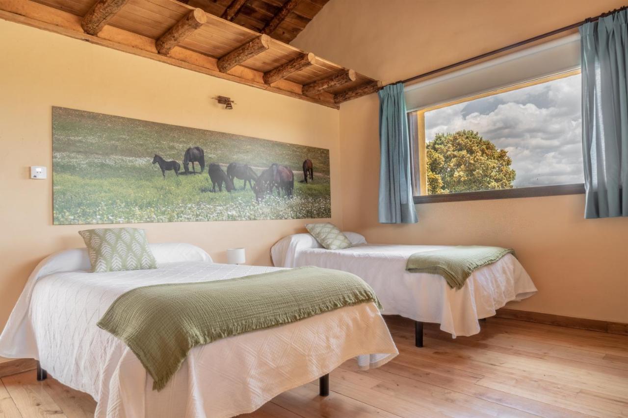 Eco-Lodge En La Reserva Privada Campanarios De Azaba - Proyecto De Conservacion Espeja Esterno foto