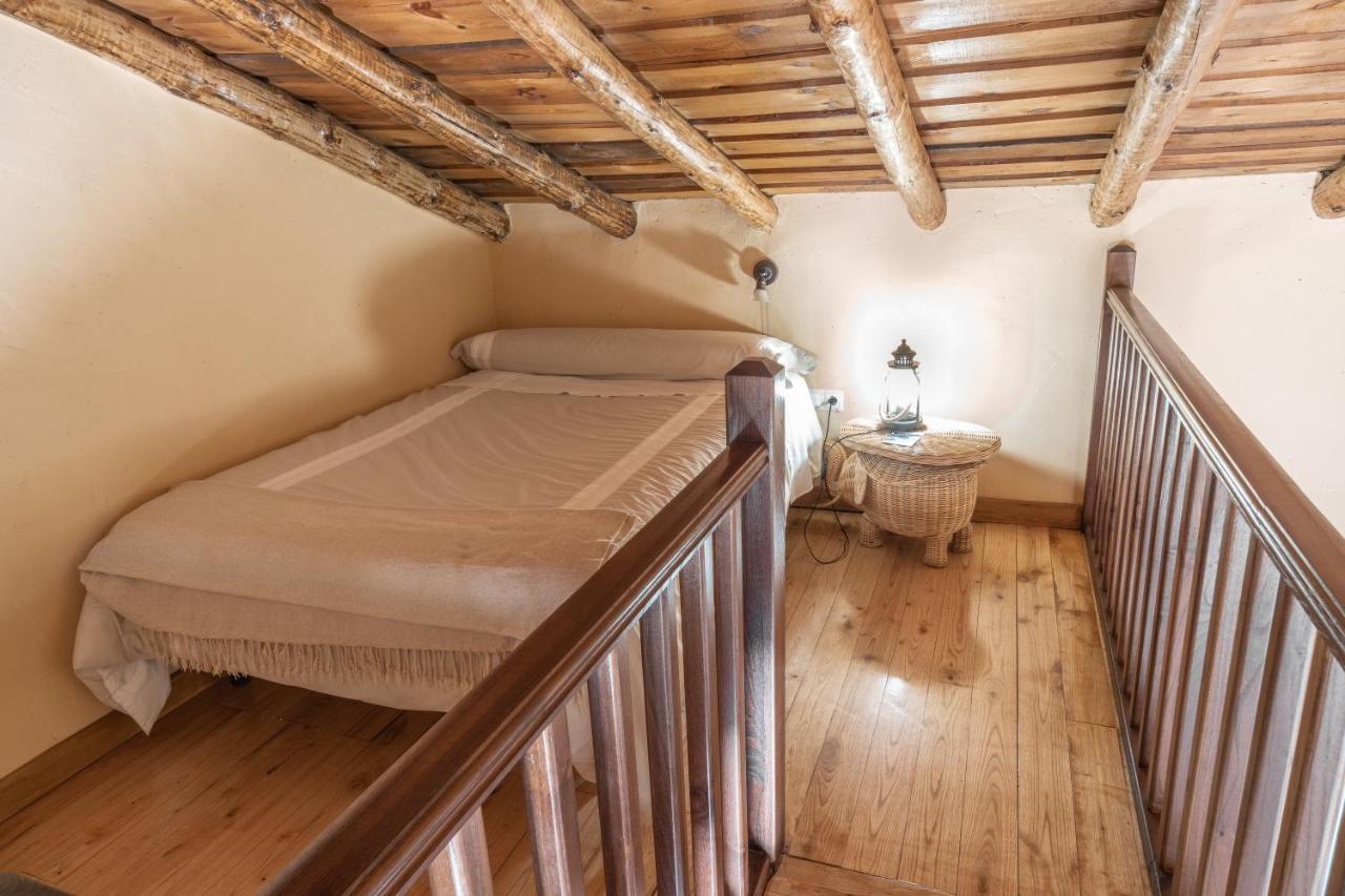 Eco-Lodge En La Reserva Privada Campanarios De Azaba - Proyecto De Conservacion Espeja Esterno foto
